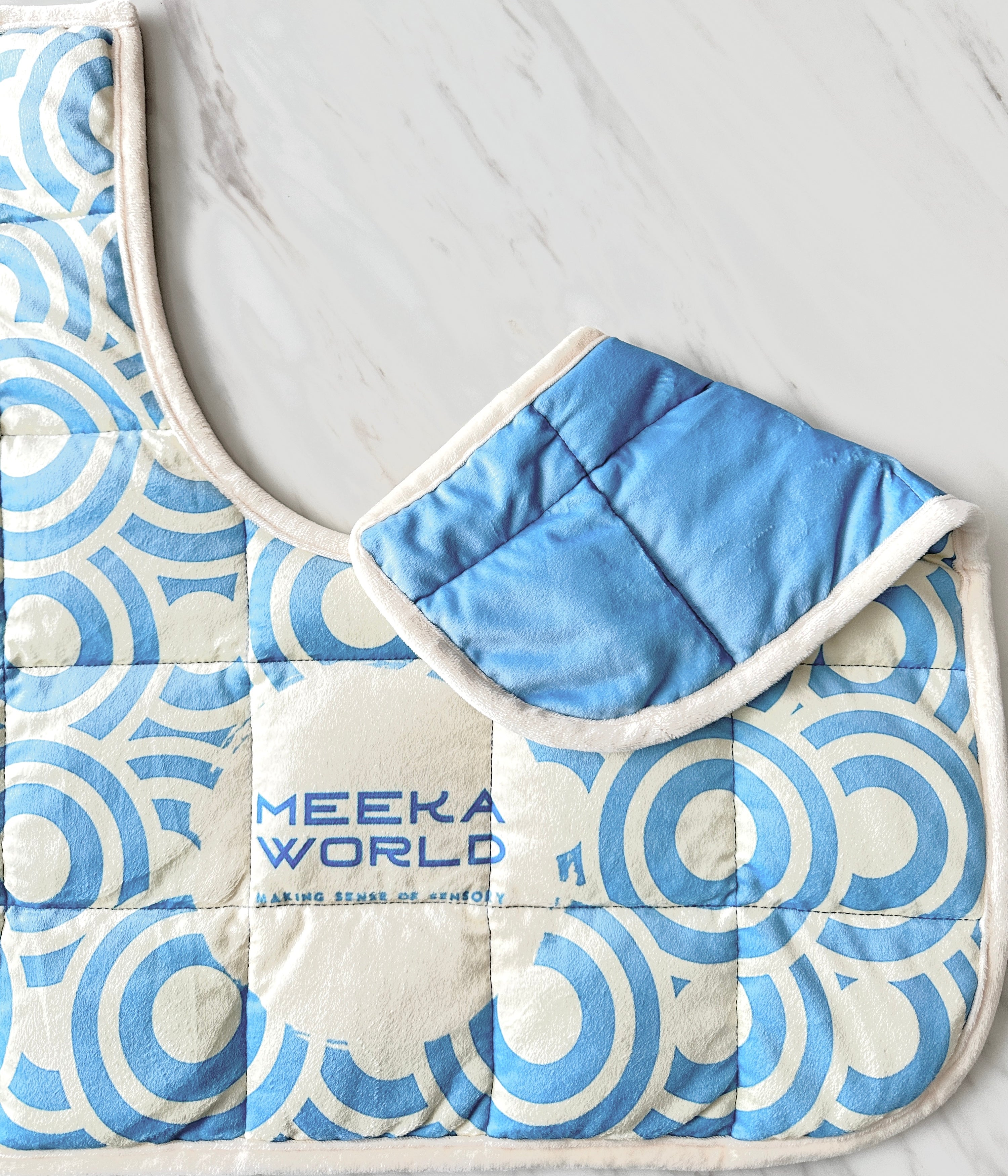 Reversible patterns to maximise visual stimulation.